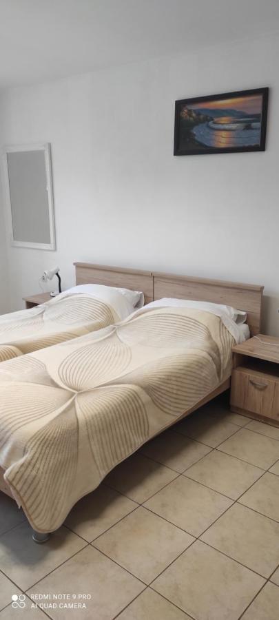 Apartment For Holidays In Pula Ngoại thất bức ảnh