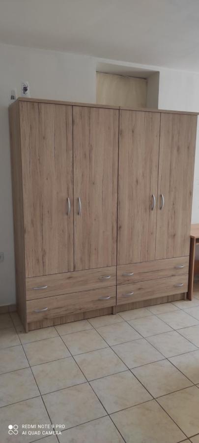 Apartment For Holidays In Pula Ngoại thất bức ảnh