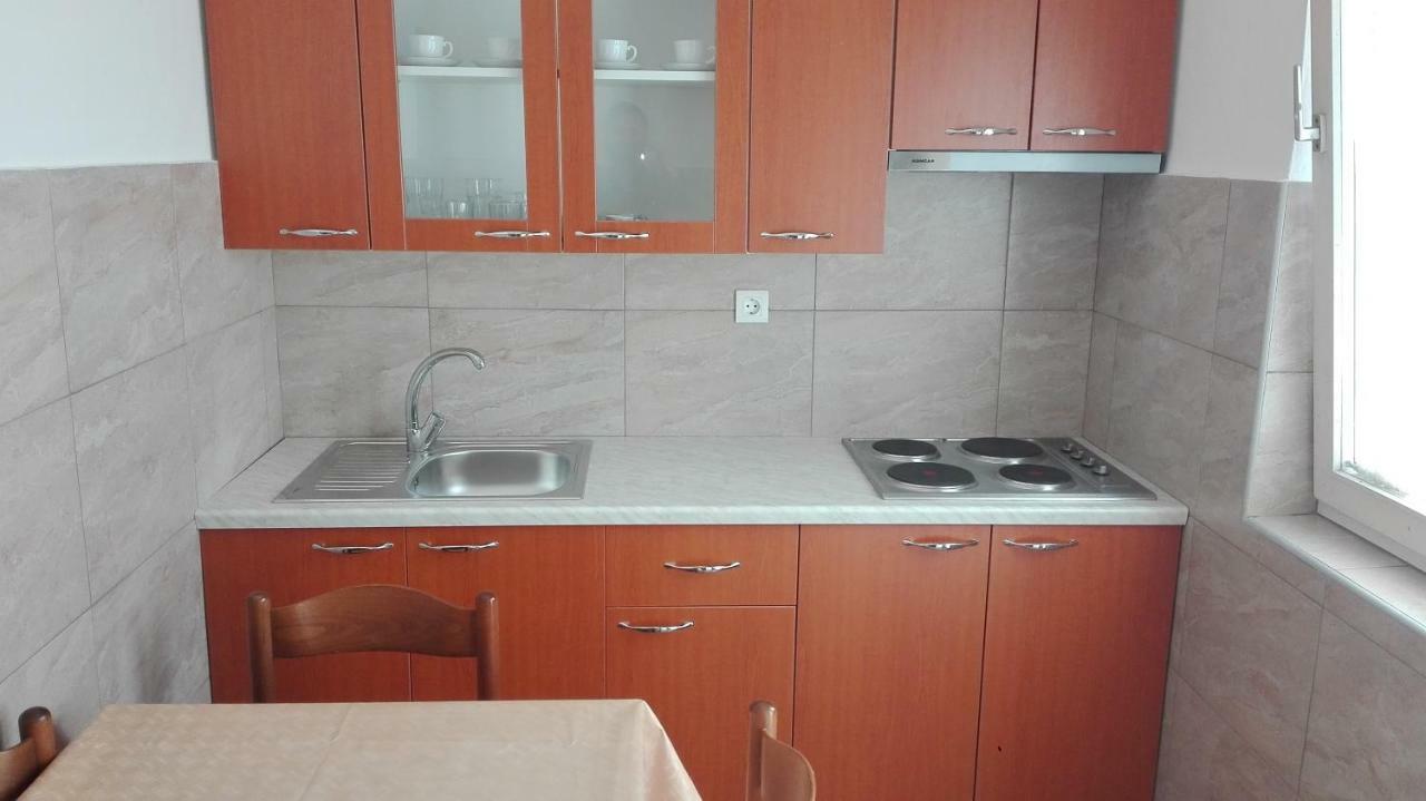 Apartment For Holidays In Pula Ngoại thất bức ảnh